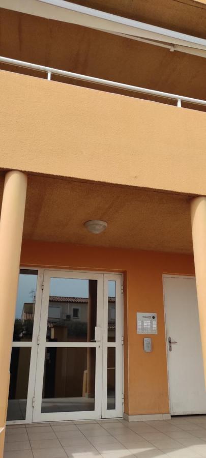 Appartement Avec Grande Terrasse A 15 Mn De La Mer Saint-Esteve  Luaran gambar